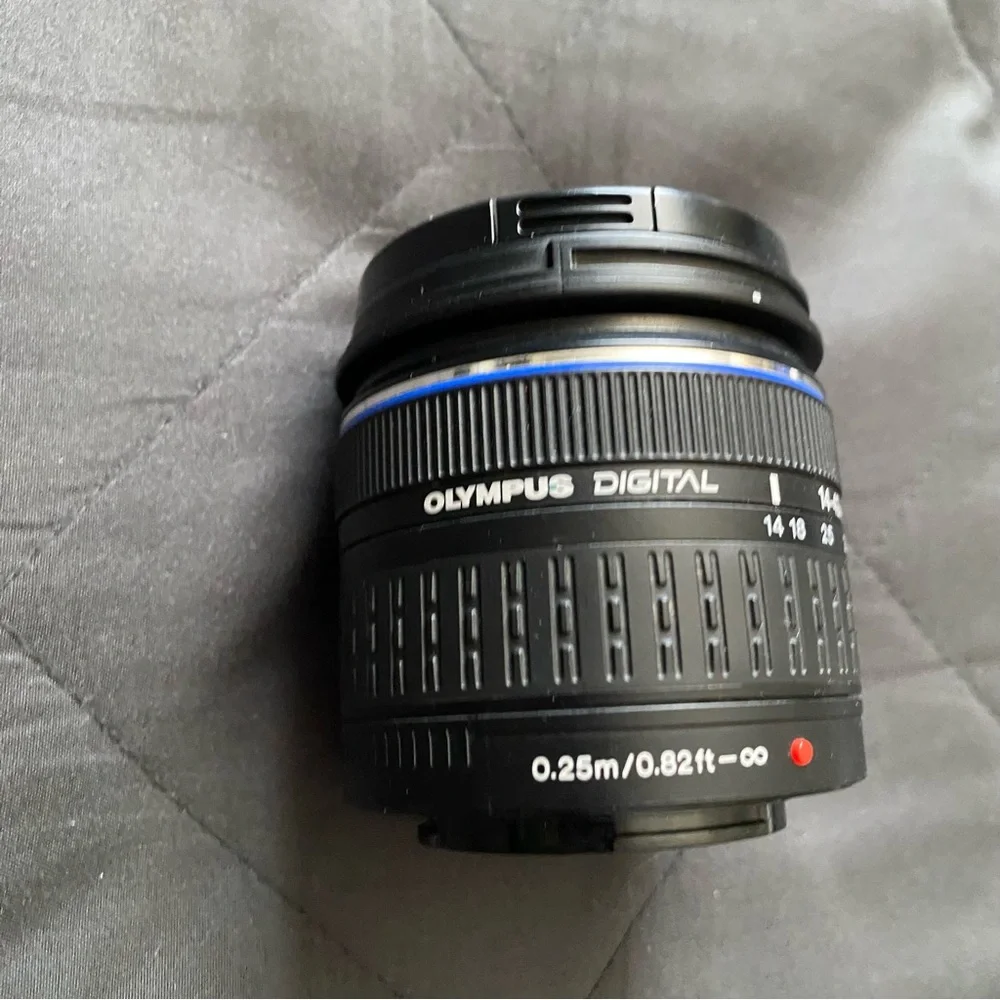 Olympus Digital Lens 14-42mm 1:3.5-5.6 ED